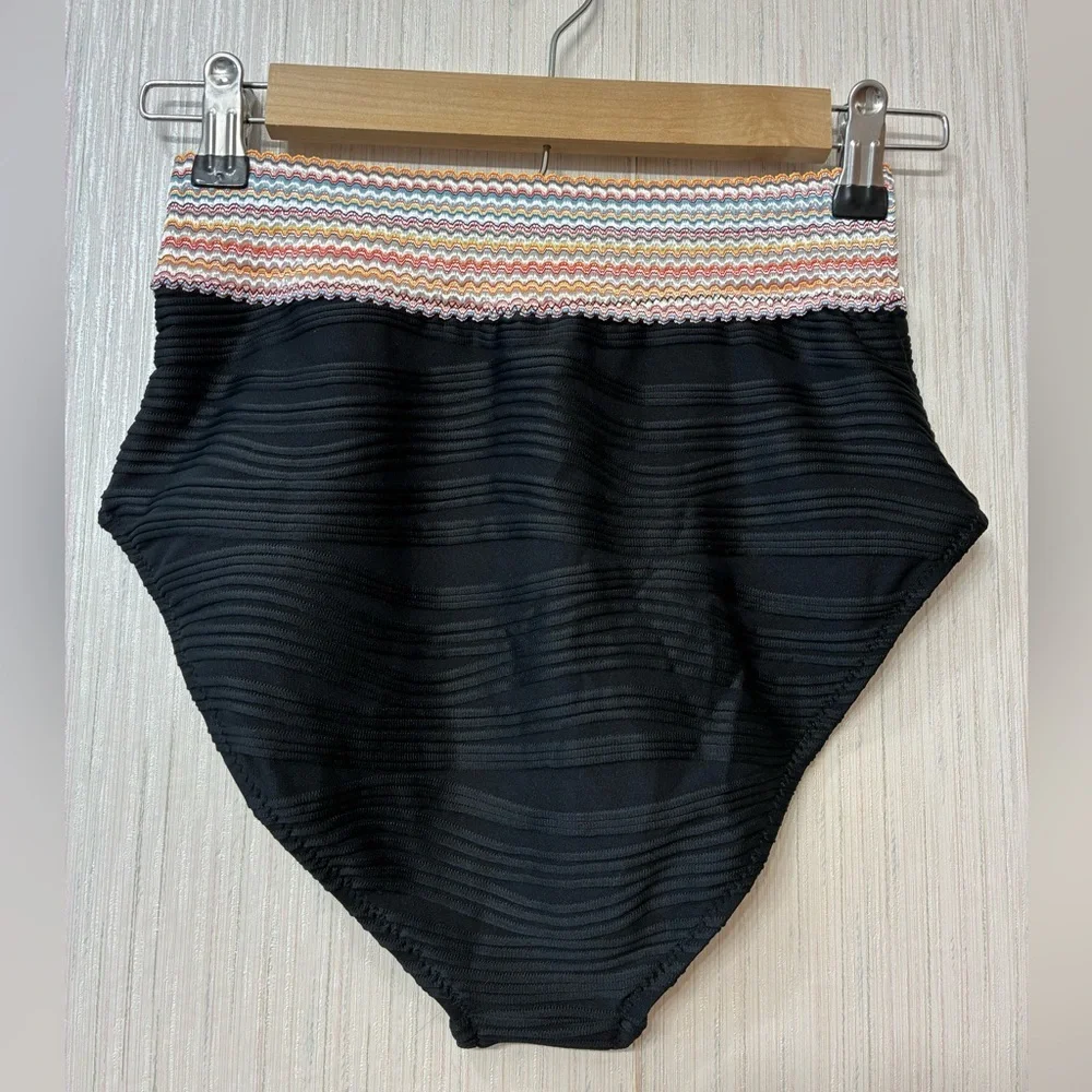 NWT Blooming Jelly Black High Waist Bikini Set Ribbed Crop Top Swimsuit M - Picture 9 of 9